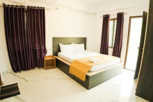 shree devi mookambika apart hotel