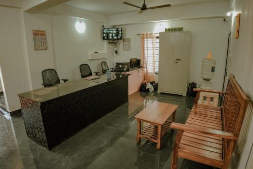 shree devi mookambika apart hotel