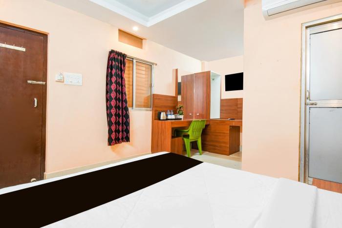 super hotel o dakshin dwar formerly radha krishna niwas