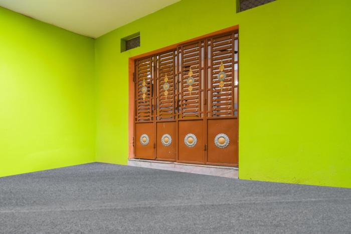 super hotel o dakshin dwar formerly radha krishna niwas