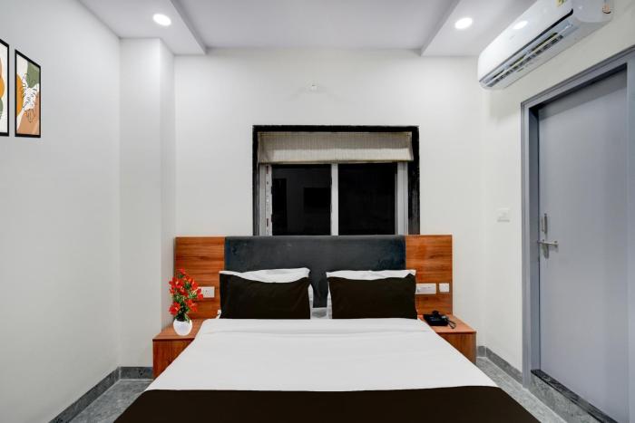 super townhouse oak l b nagar metro station