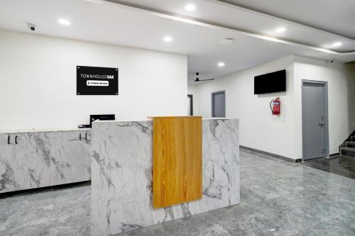 super townhouse oak l b nagar metro station