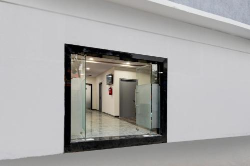 Super Townhouse Oak L B Nagar Metro Station,,3 star