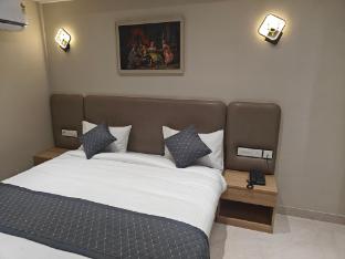 hotel urban heights