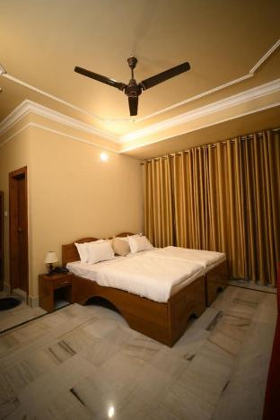 River View Retreat,,2 star