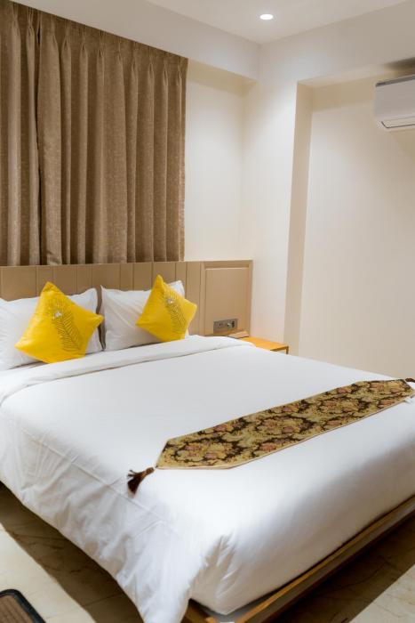 rainbow guest house pure veg