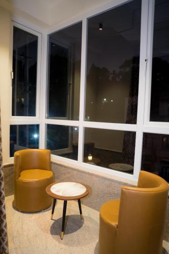 rainbow guest house pure veg