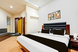 collection o phoolbagh near dd mall