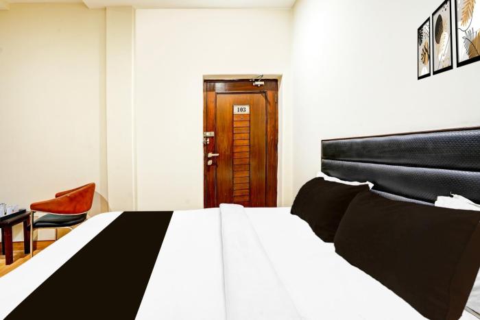 collection o phoolbagh near dd mall