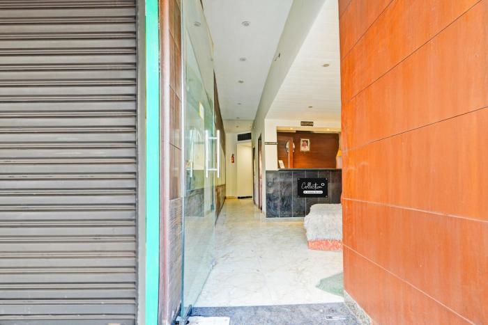 collection o phoolbagh near dd mall