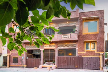 the munshi mansion