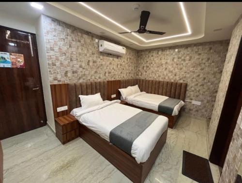 hotel 24 star inn