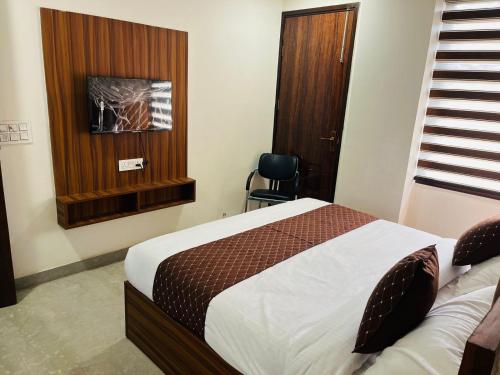 hotel 24 star inn