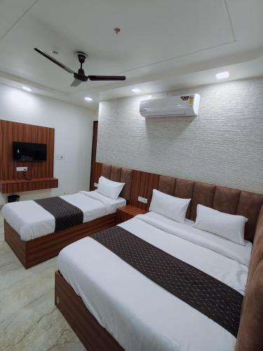 hotel 24 star inn