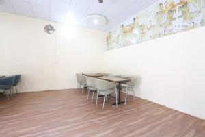 Hotel The Paradise,,5 star