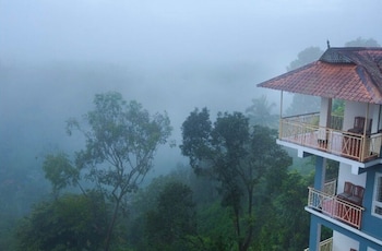 lazo golden valley resort