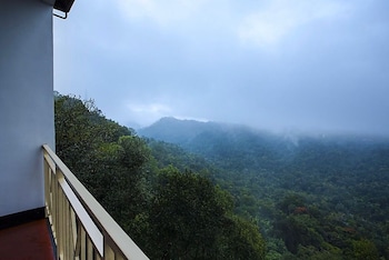 lazo golden valley resort