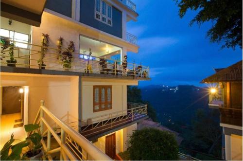 lazo golden valley resort