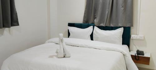 The Pearl Inn,,1 star