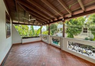 La Villa Le Bonheur,,5 star