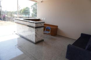 Hotel Sisodiya Palace,,3 star