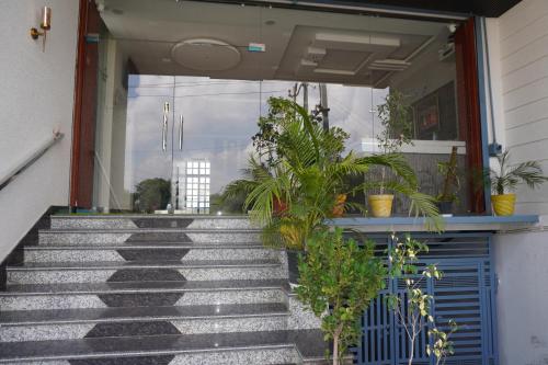 hotel vasudev near toran gate