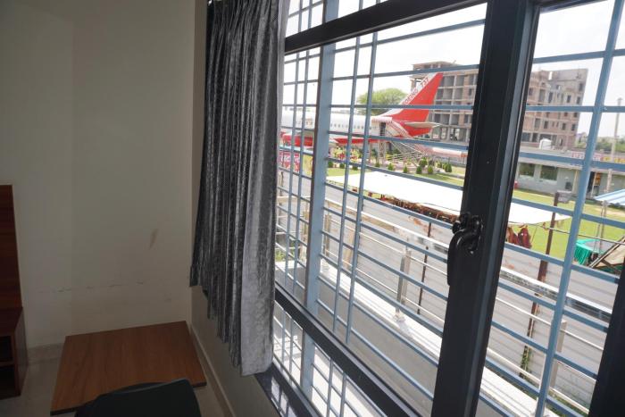 hotel vasudev near toran gate