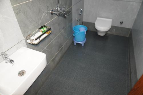 hotel vasudev near toran gate