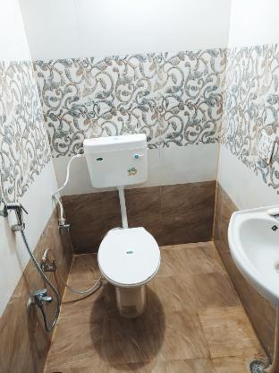 Shiv Ram Paying Guest House,,3 star