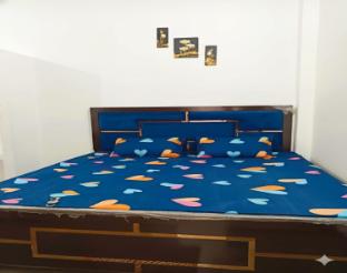 Shiv Ram Paying Guest House,,3 star