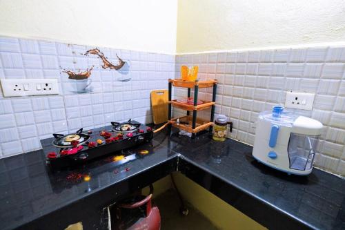 kesarhomes flt102 1stflr 2bhk ac lift kukatpally