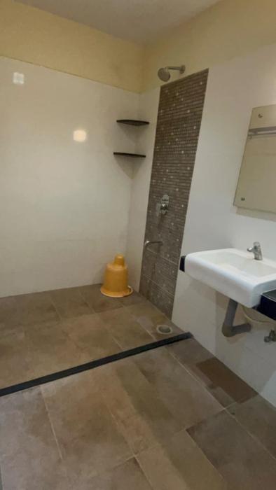 sri vijetha royal hotel