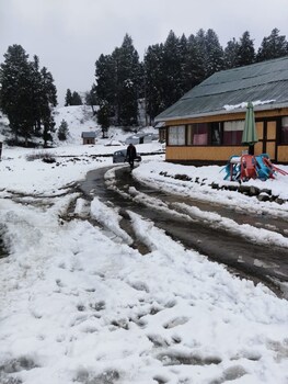 Nagview Cottage Gulmarg,,2 star