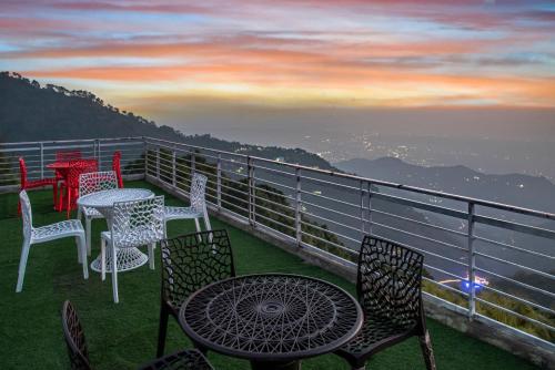 vansathli i near mall road kasauli