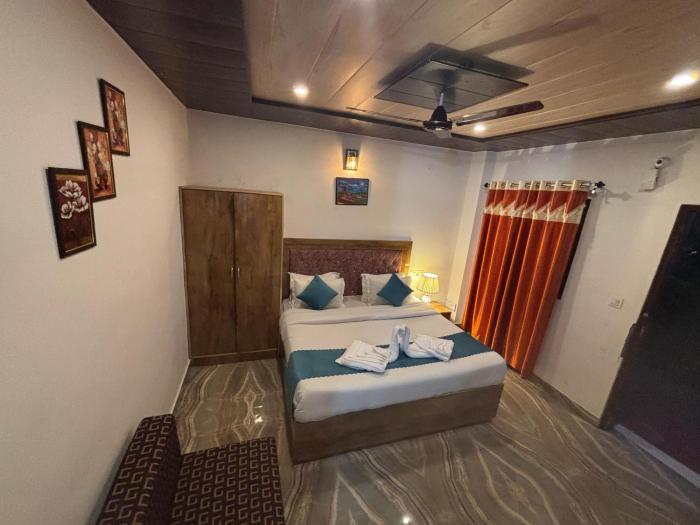 vansathli i near mall road kasauli