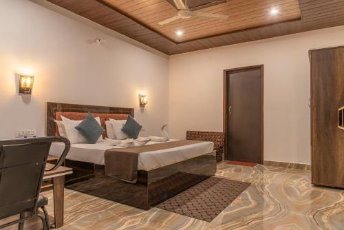 vansathli i near mall road kasauli