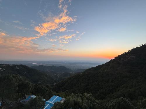 Vansathli I Near Mall Road Kasauli,,3 star