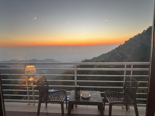 vansathli i near mall road kasauli