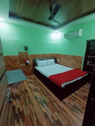 chinmay lodging kolhapur