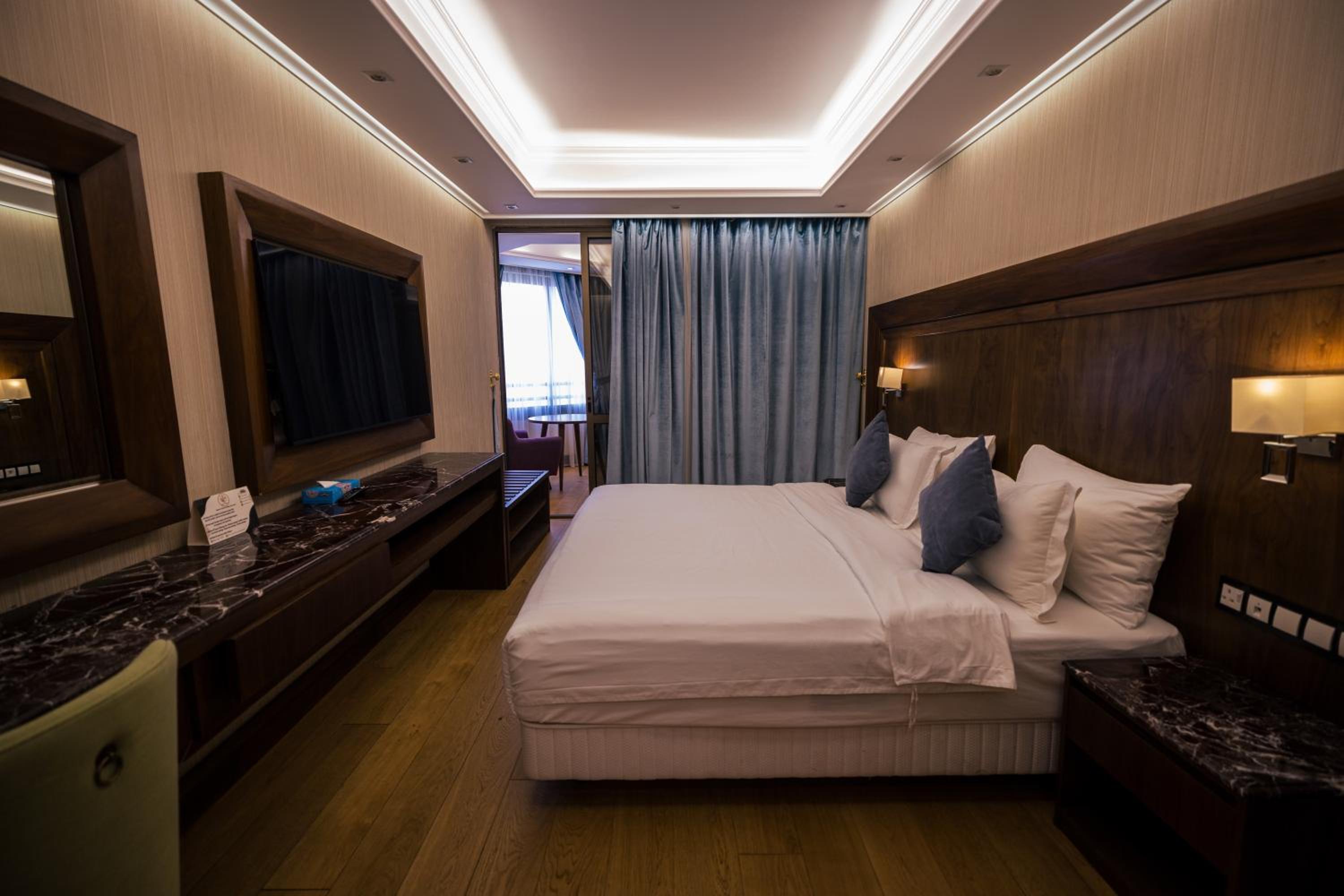 jeddah grand hotel