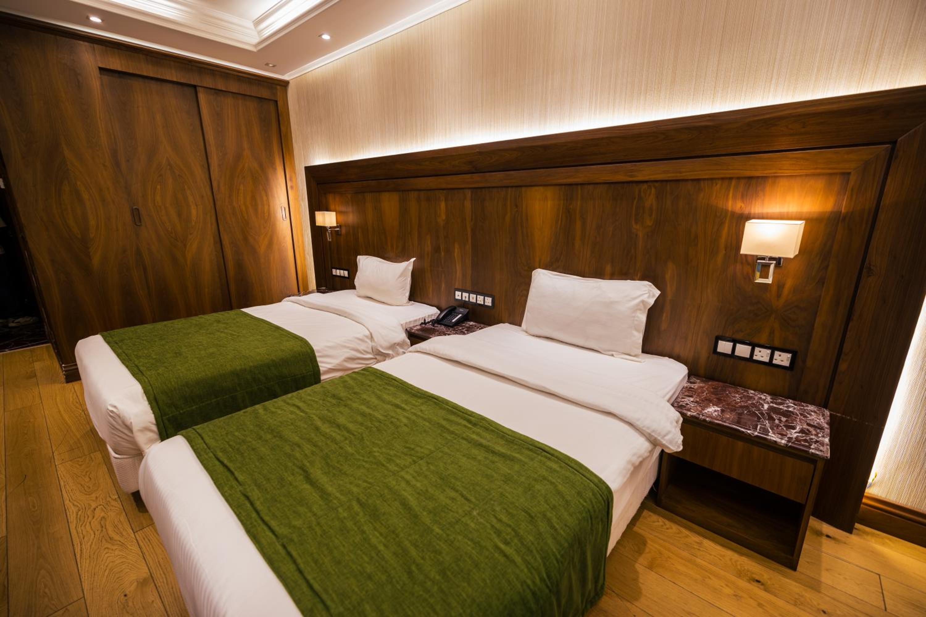 jeddah grand hotel