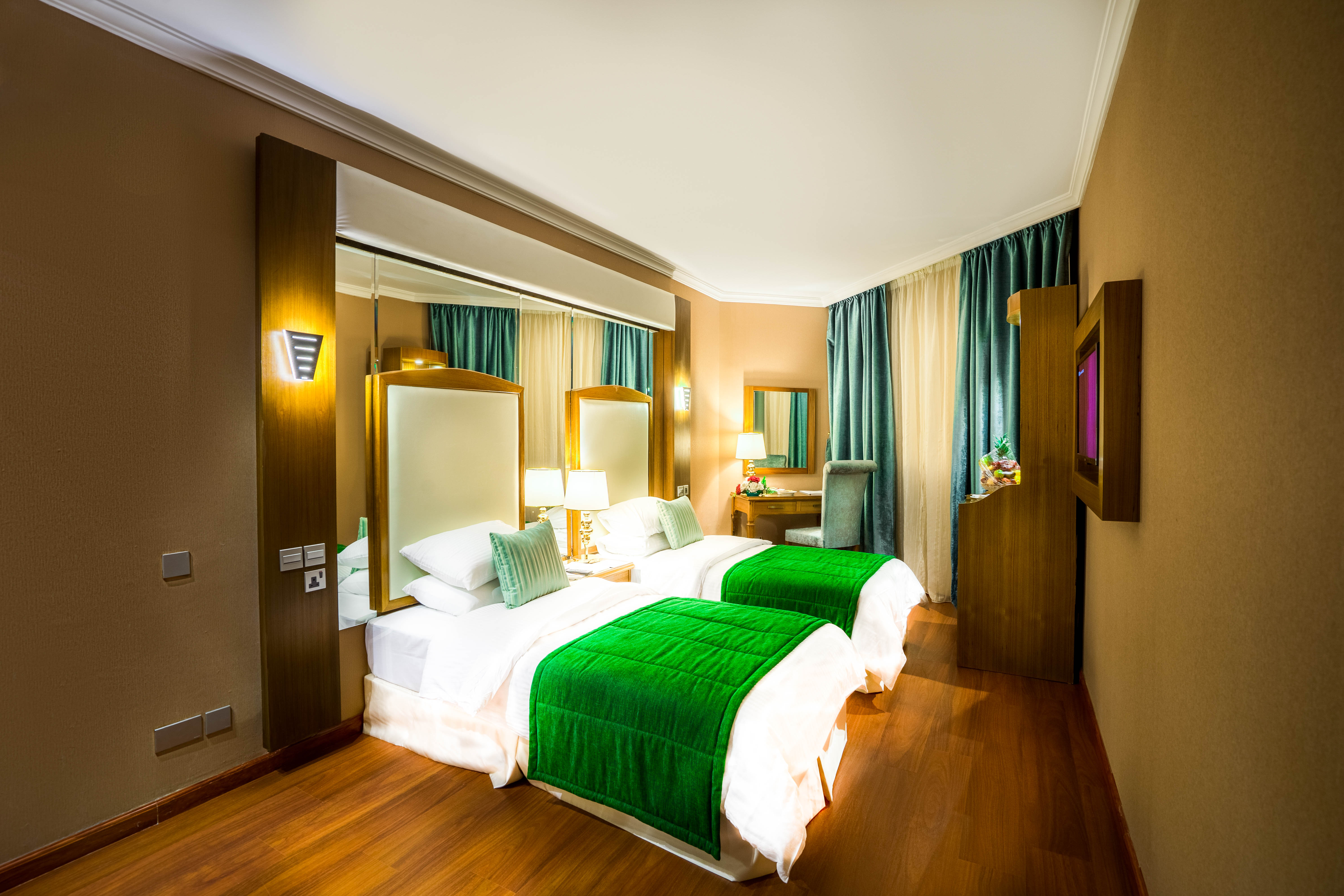 jeddah grand hotel