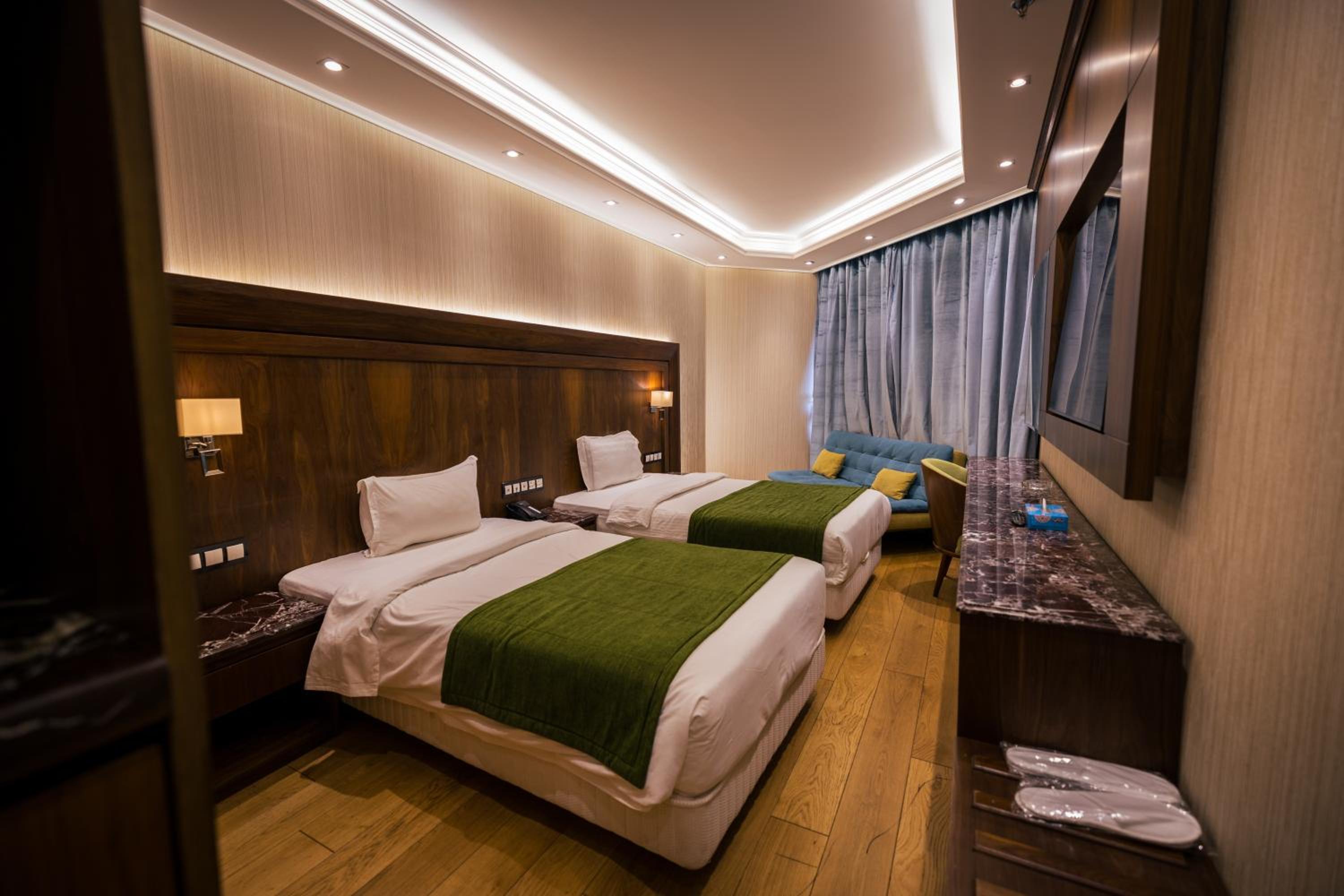 jeddah grand hotel