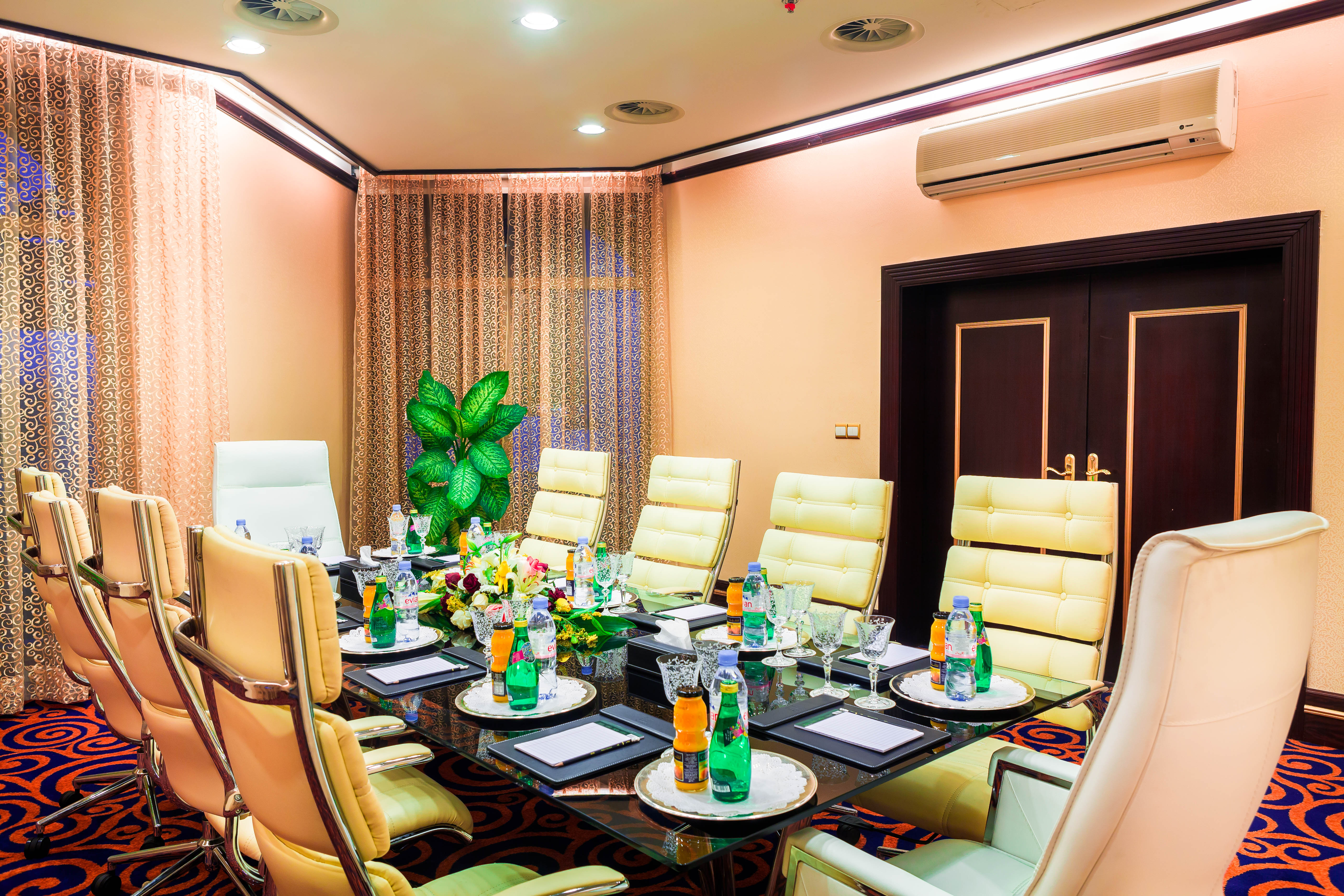 jeddah grand hotel