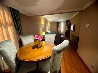 jeddah grand hotel