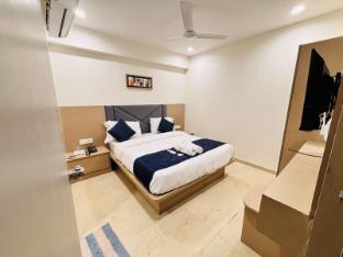 Hotel Royal Square,,5 star