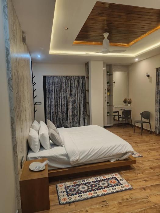 manava luxury service apartment