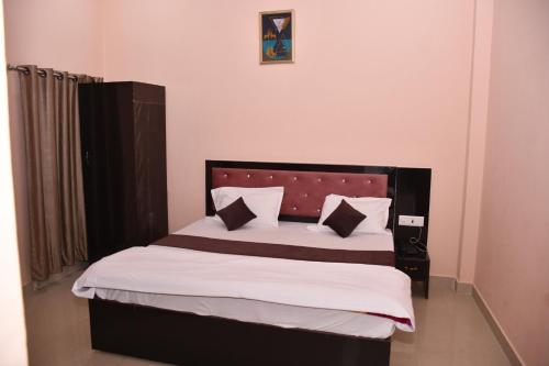 shree ram shabd guest house