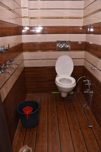 shree ram shabd guest house