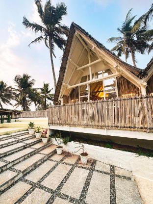 the beach club varkala